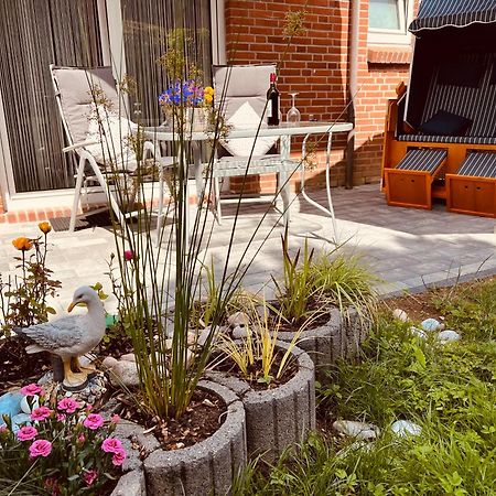 Seelund - Meeresrauschen Lauschen - Ruhiges Sonniges Apartment Mit Garten Und Terrasse Nahe Strand Und Ostsee Schonhagen  Bagian luar foto