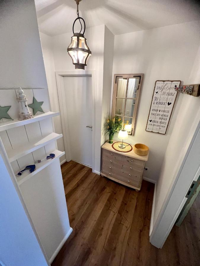 Seelund - Meeresrauschen Lauschen - Ruhiges Sonniges Apartment Mit Garten Und Terrasse Nahe Strand Und Ostsee Schonhagen  Bagian luar foto