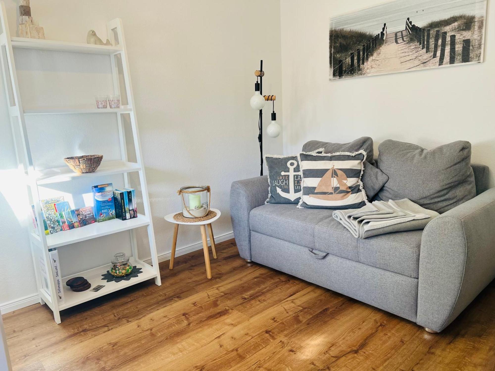 Seelund - Meeresrauschen Lauschen - Ruhiges Sonniges Apartment Mit Garten Und Terrasse Nahe Strand Und Ostsee Schonhagen  Bagian luar foto